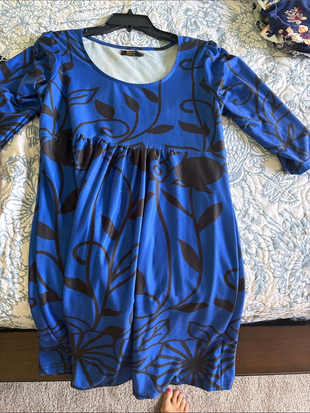 Blue Long-Sleeve Floral Midi Dress - Unbranded